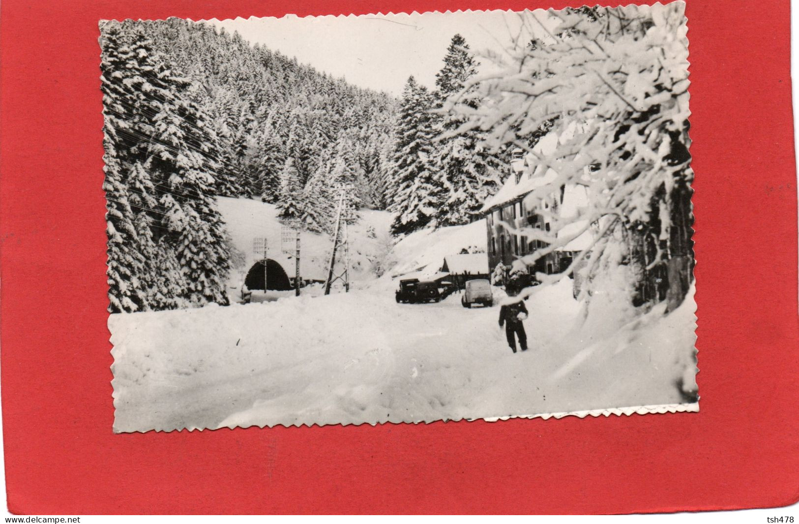 15---L'AUVERGNE--Station De Sporps D'hiver Auberge Du Tunnel Du  LIORAN----voir 2 Scans - Other & Unclassified