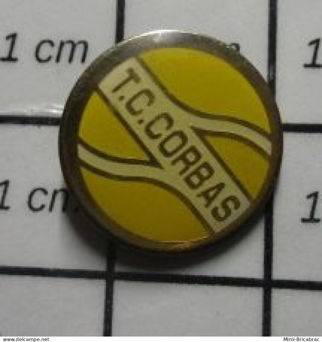 3517 Pin's Pins / Beau Et Rare / SPORTS / TC CORBAS BALLE JAUNE TENNIS CLUB - Tennis