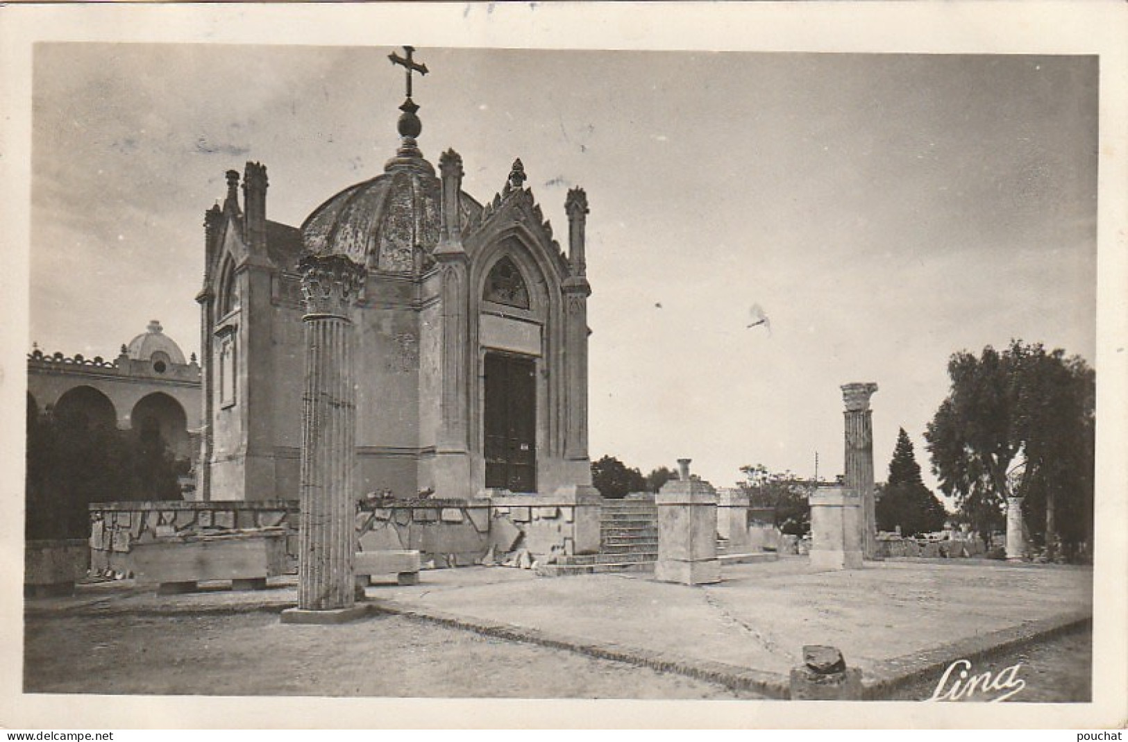 ZY 103- CARTHAGE ( TUNISIE ) - CHAPELLE SAINT LOUIS - 2 SCANS - Tunisia