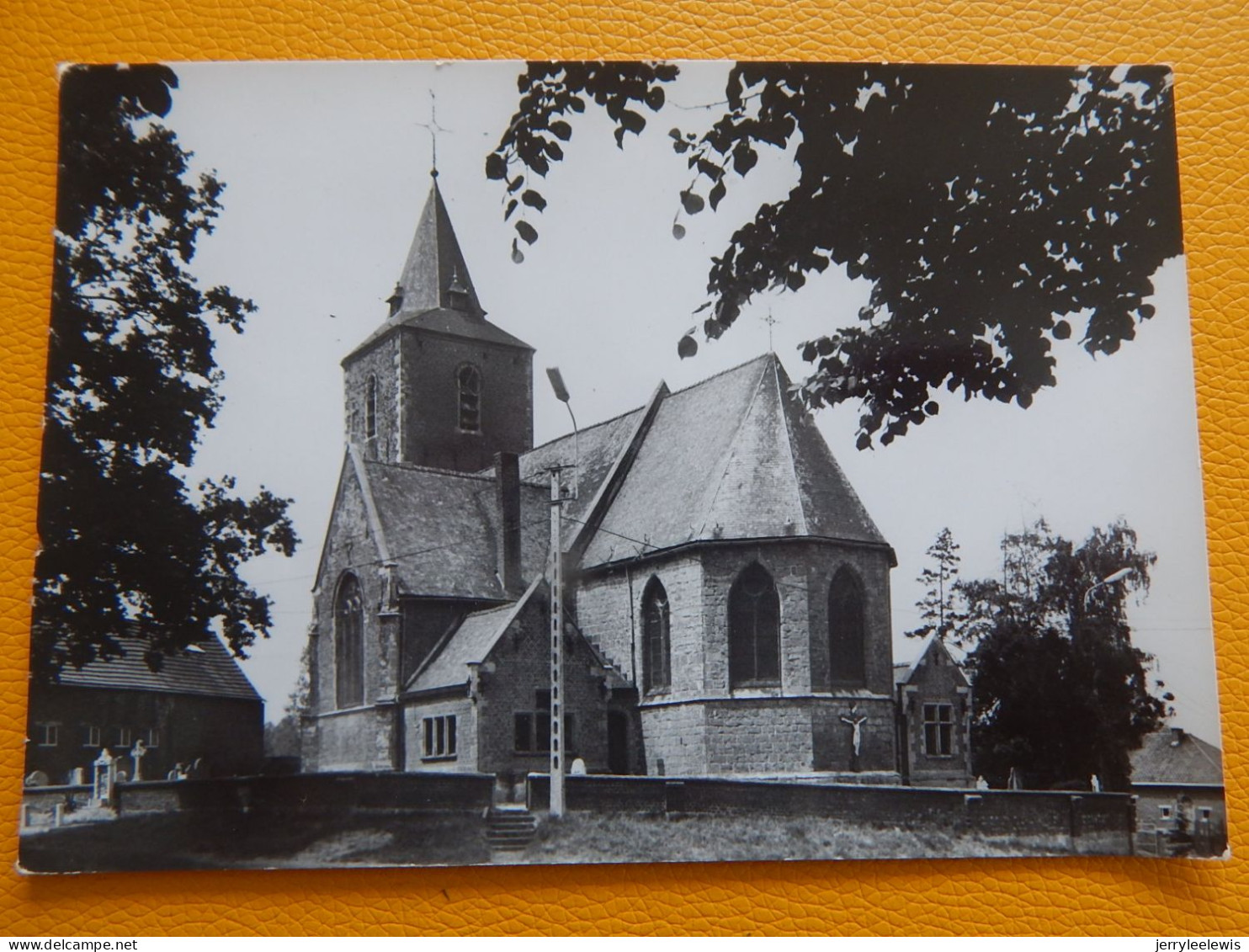 HEMELVEERDEGEM  -  St. Janskerk - Lierde