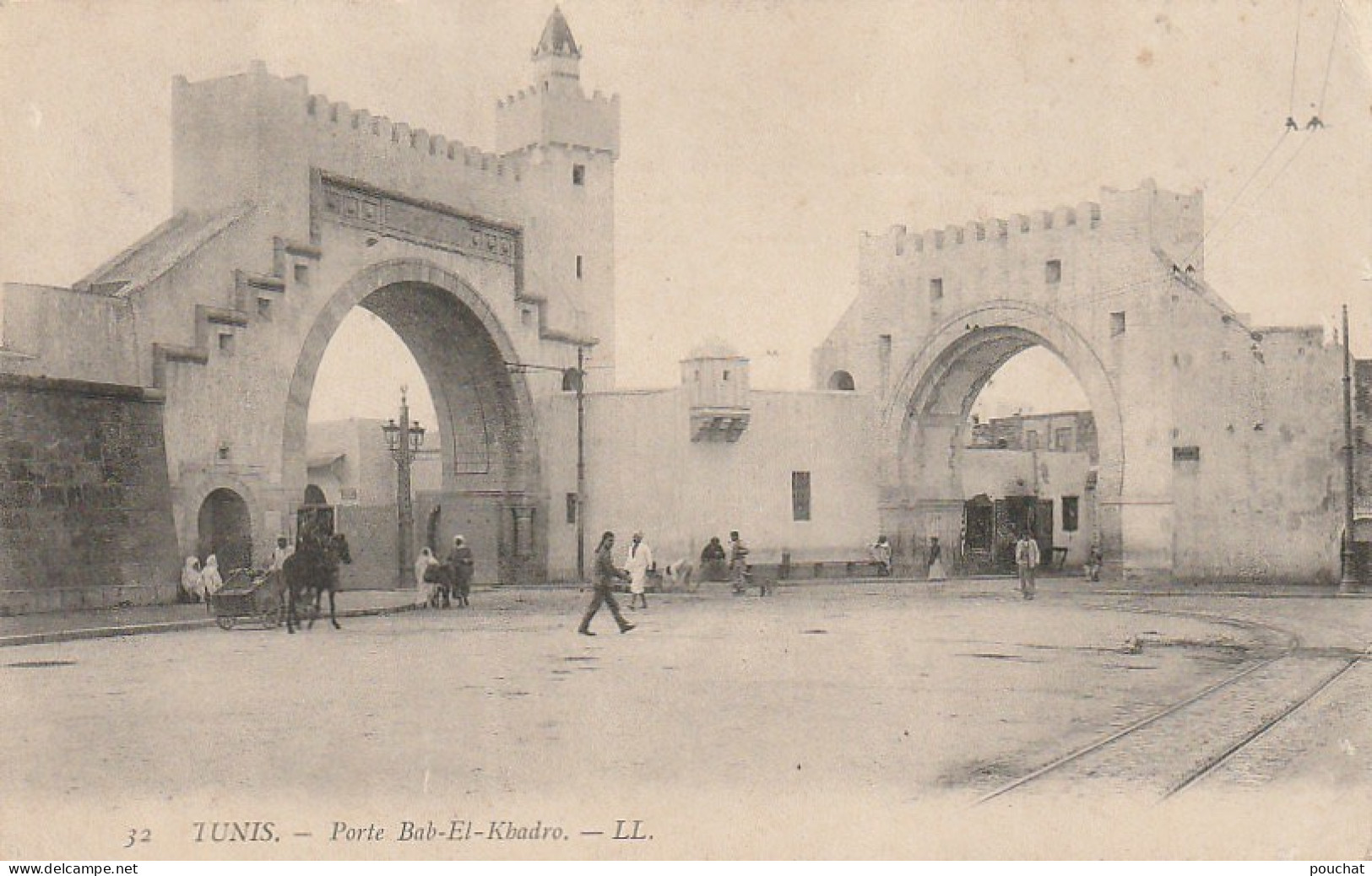 ZY 103- TUNIS ( TUNISIE ) - PORTE BAB EL KHADRA - ANIMATION  - 2 SCANS - Tunisie