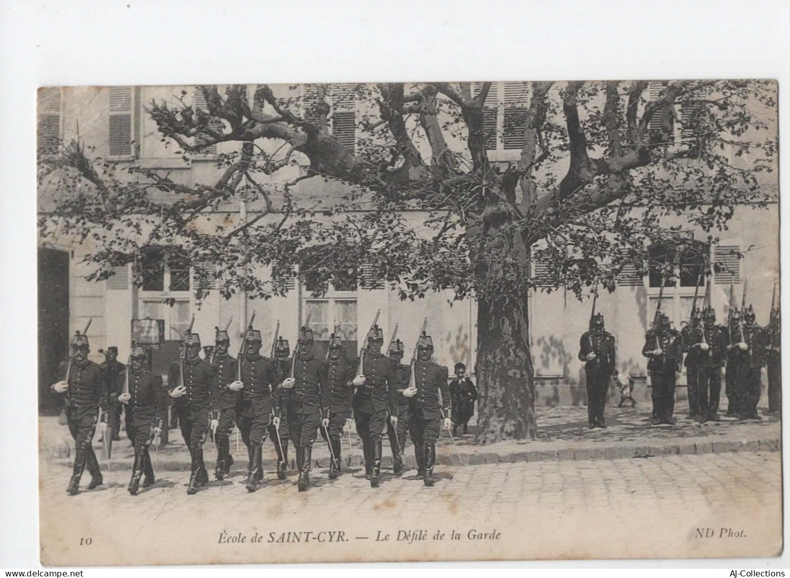 AJC - Ecole De Saint Cyr - Le Defilé De La Garde - St. Cyr L'Ecole