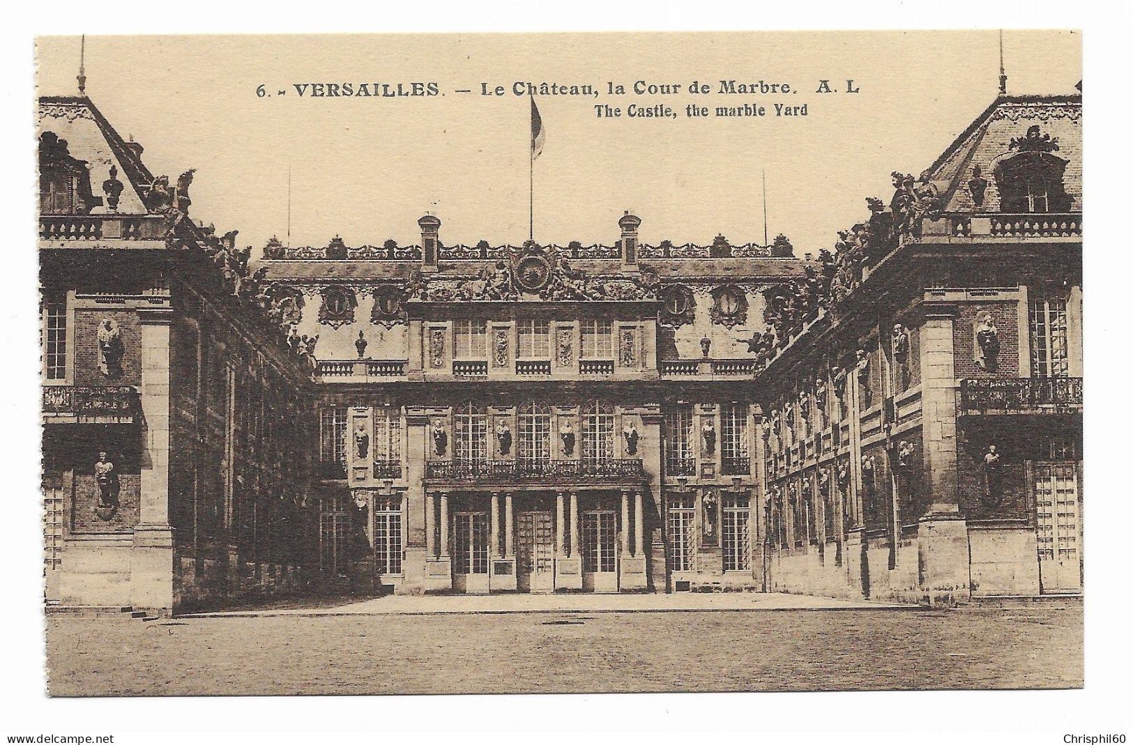 VERSAILLES - Le Château, La Cour De Marbre - Edit. A. Leconte - - Versailles (Château)