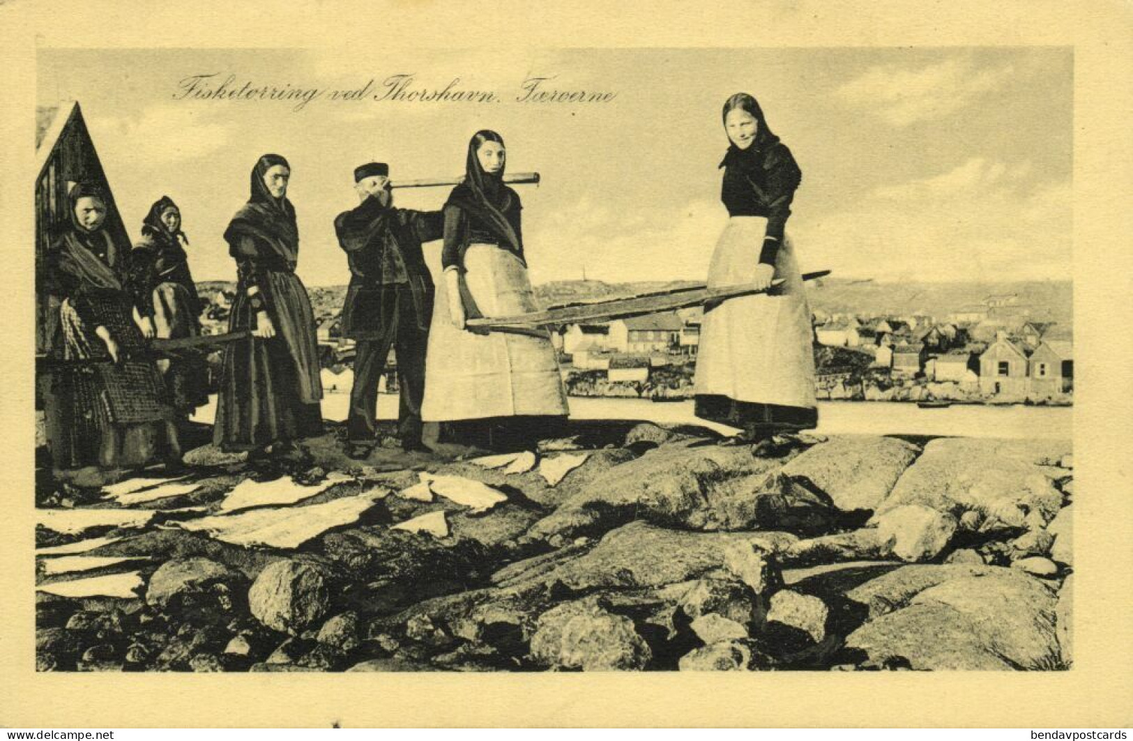 Denmark, Faroe Islands, TORSHAVN, Fisketørring, Telescope (1930s) Postcard - Färöer