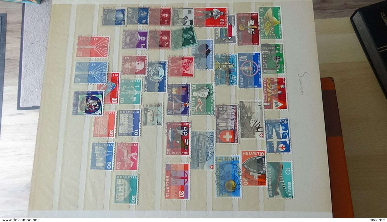 BF50 Bel ensemble de timbres oblitérés de divers pays + plaquette de timbres **. A saisir !!!