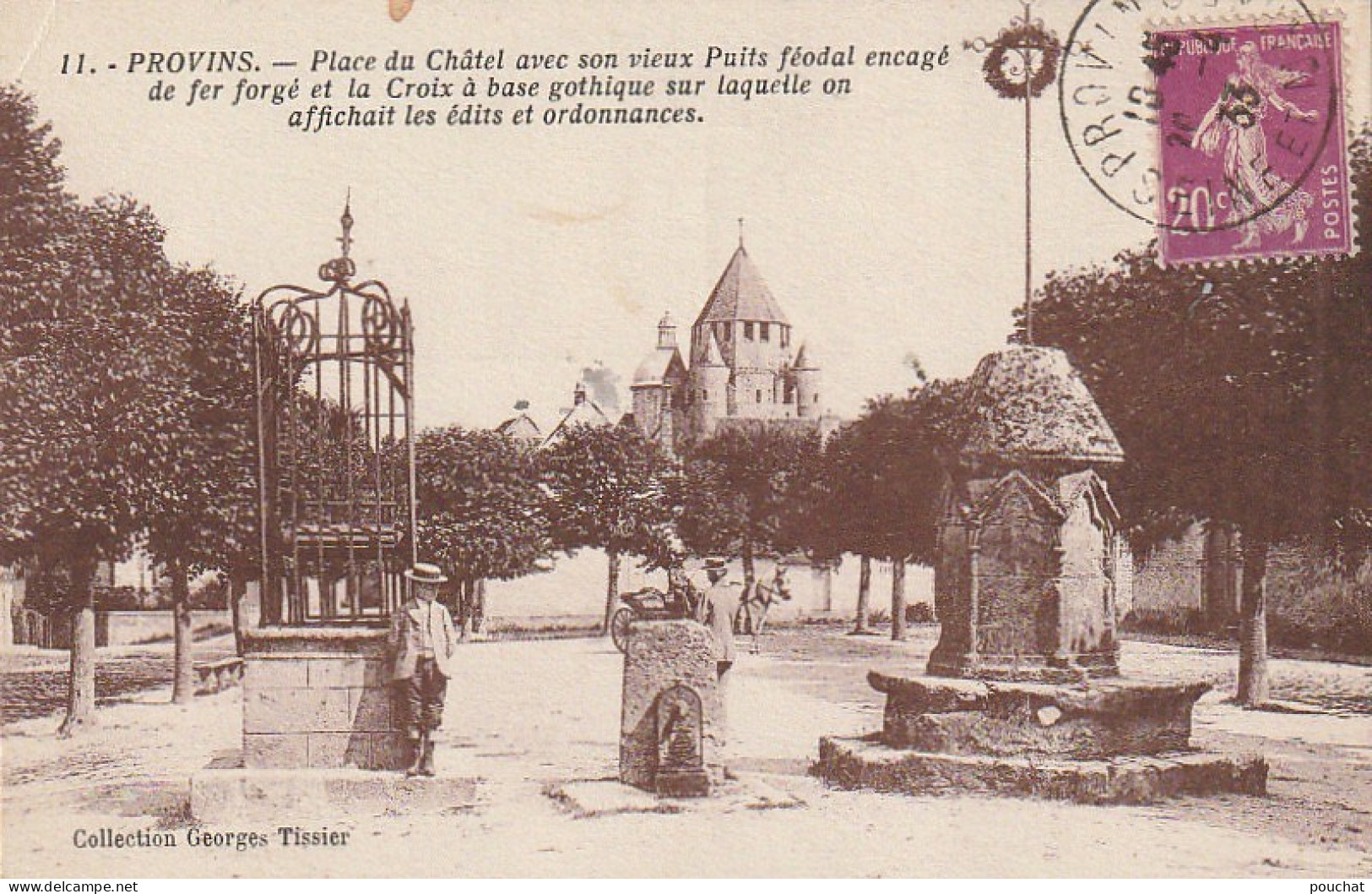 ZY 115-(77) PROVINS - PLACE DU CHATEL AVEC PUITS FEODAL - 2 SCANS - Provins