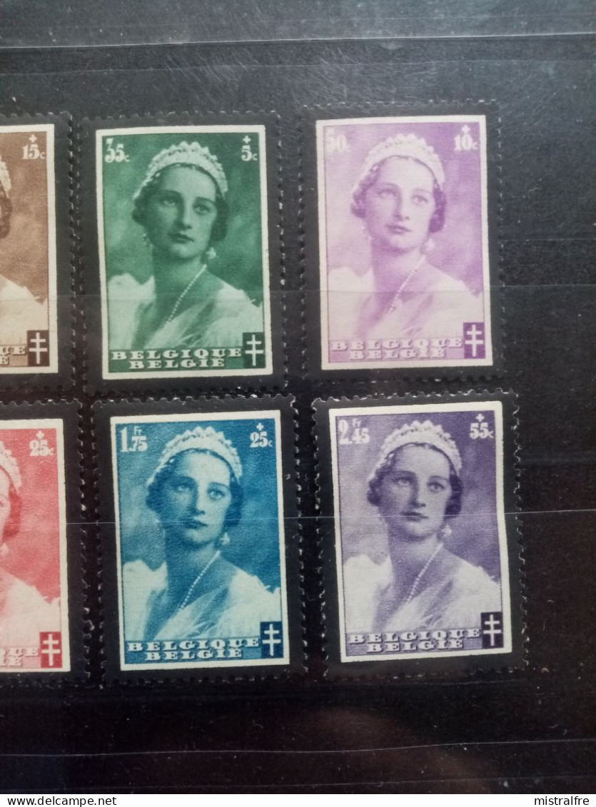 BELGIQUE. 1935." Mort Reine ASTRID.  N°411 à 418 Série Complète NEUFS++. Cöte YT 2020 : 21,60 € - Unused Stamps