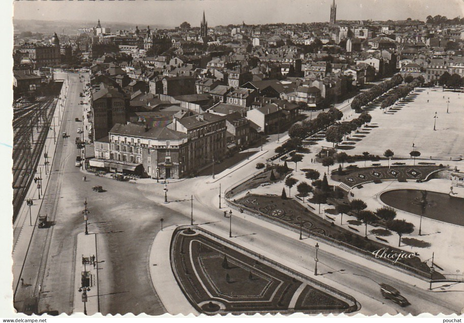 ZY 125-(87) LIMOGES - VUE GENERALE PRISE DU CAMPANILE DE LA GARE DES BENEDICTINS - HOTEL DE BORDEAUX - 2 SCANS - Limoges