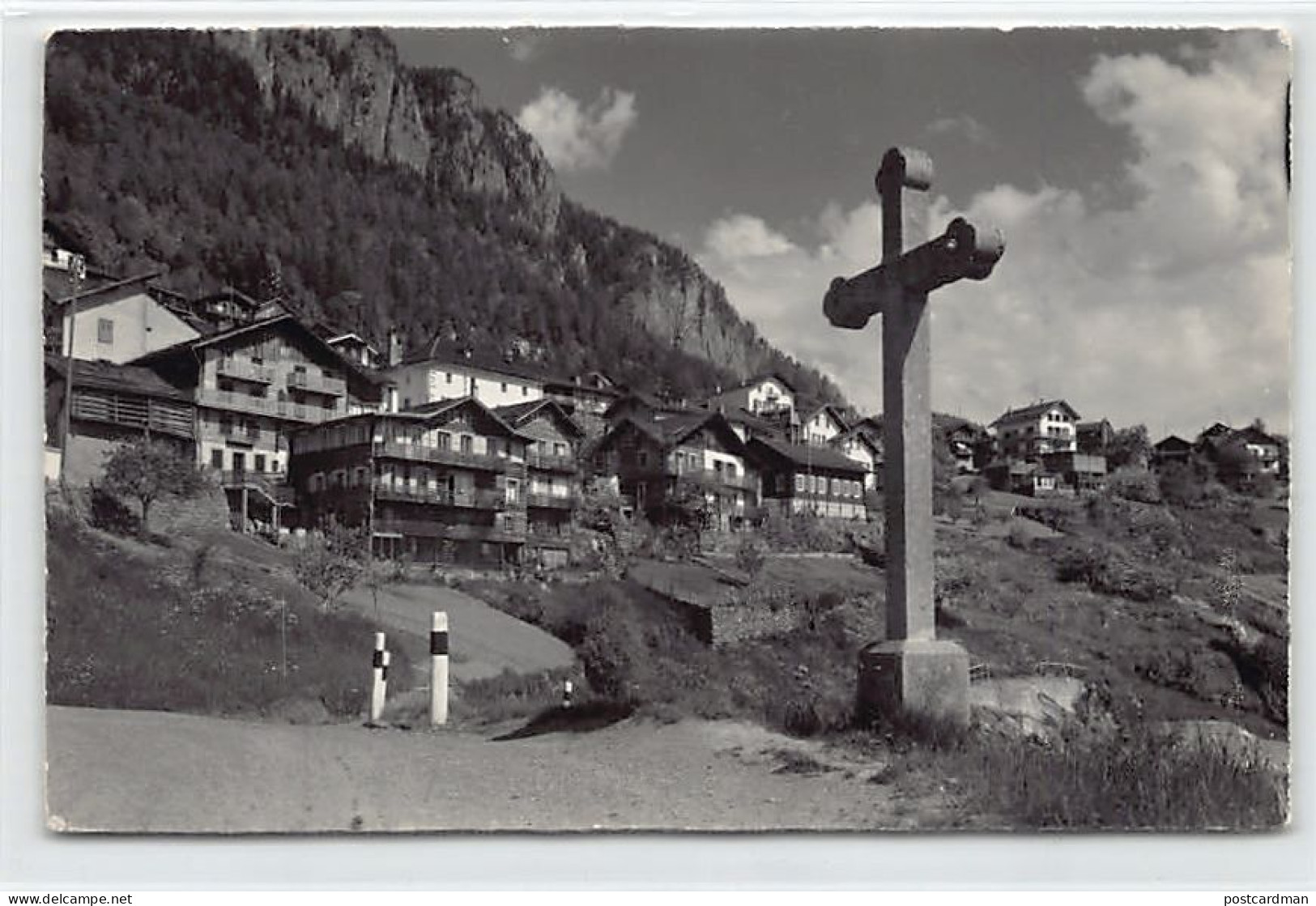 Suisse - Les Granges S. Salvan (VS) Vue Générale - Croix - Ed. Klopfenstein 57050 - Otros & Sin Clasificación