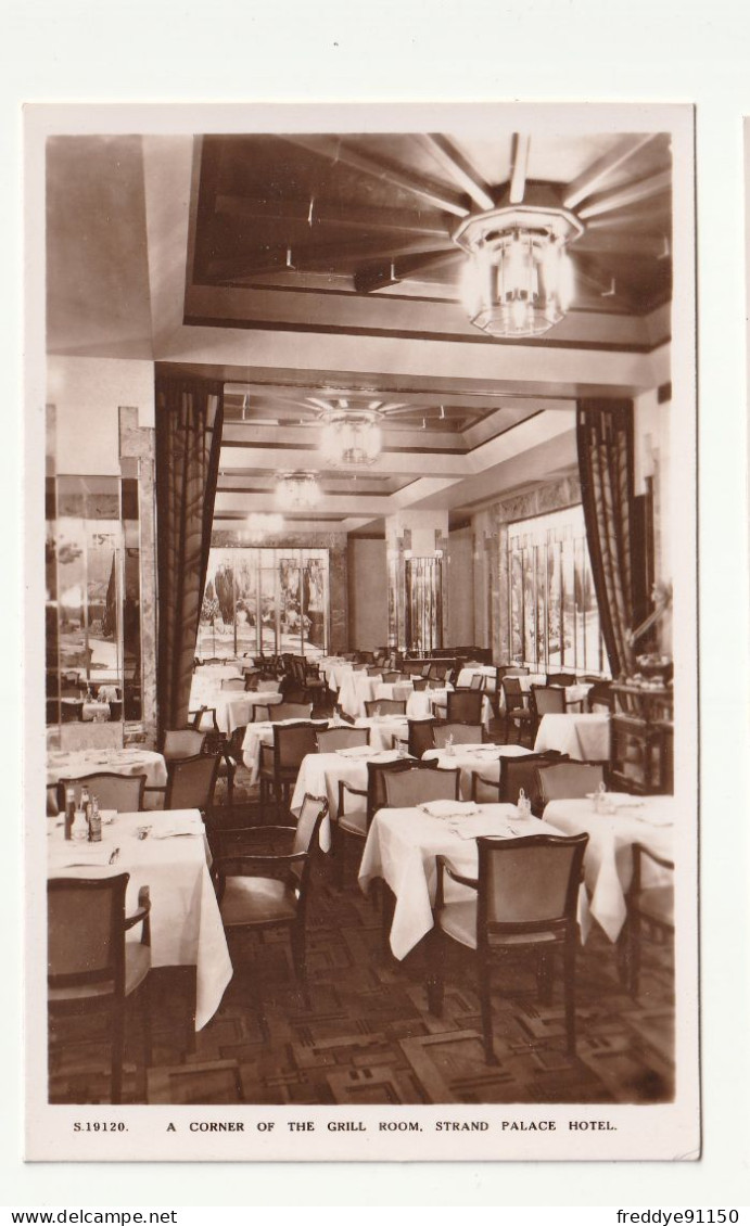 ROYAUME UNI . LONDRES . STRAND PALACE HOTEL . A CORNER OF THE GRILL ROOM - Sonstige & Ohne Zuordnung