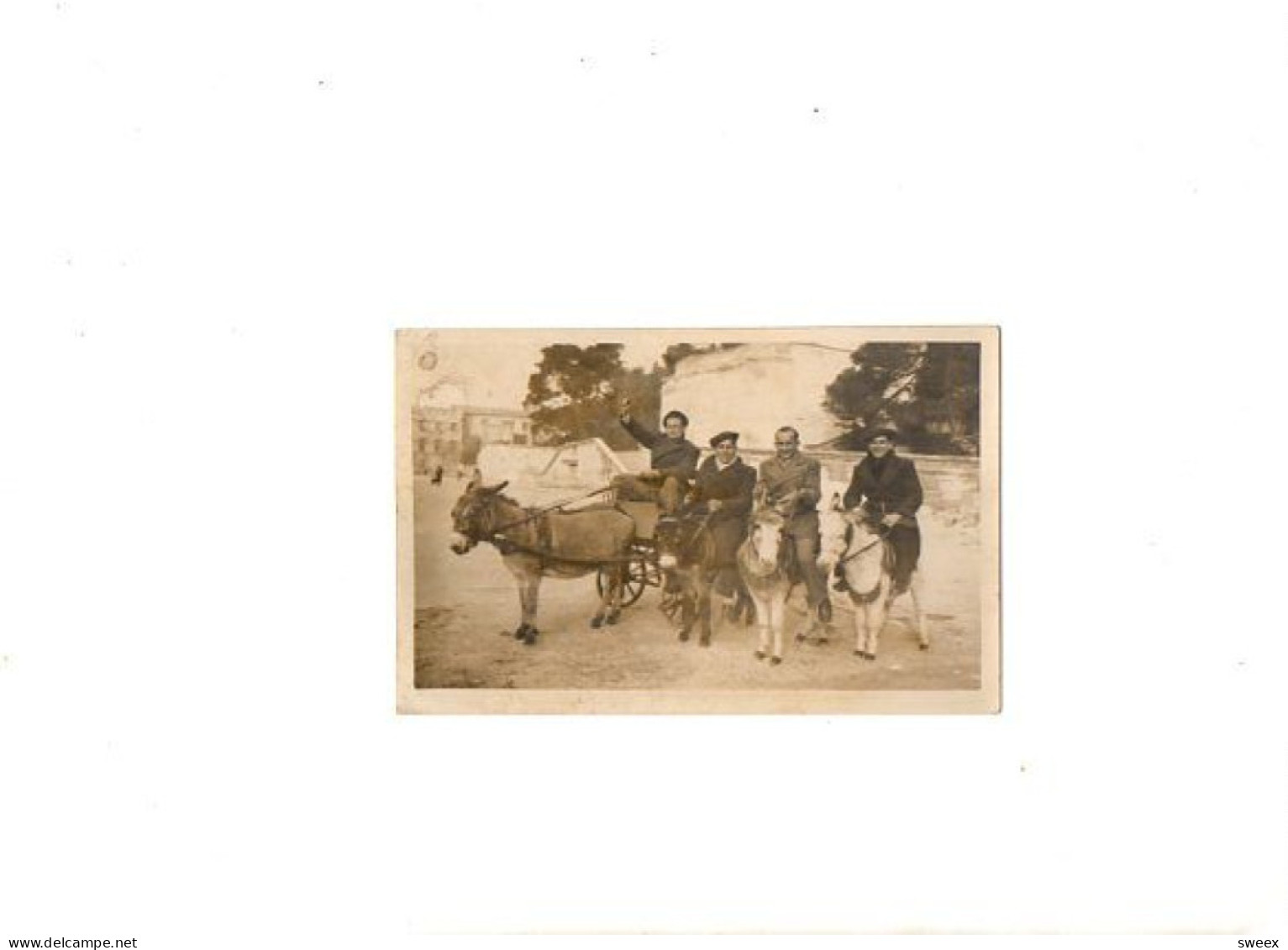 4 Hommes Sur Des Anes ( Peut Etre Un Indice Au Dos De La Carte Notée Saint André De Seignanx 1922 Noté Au Crayon ) - Zu Identifizieren