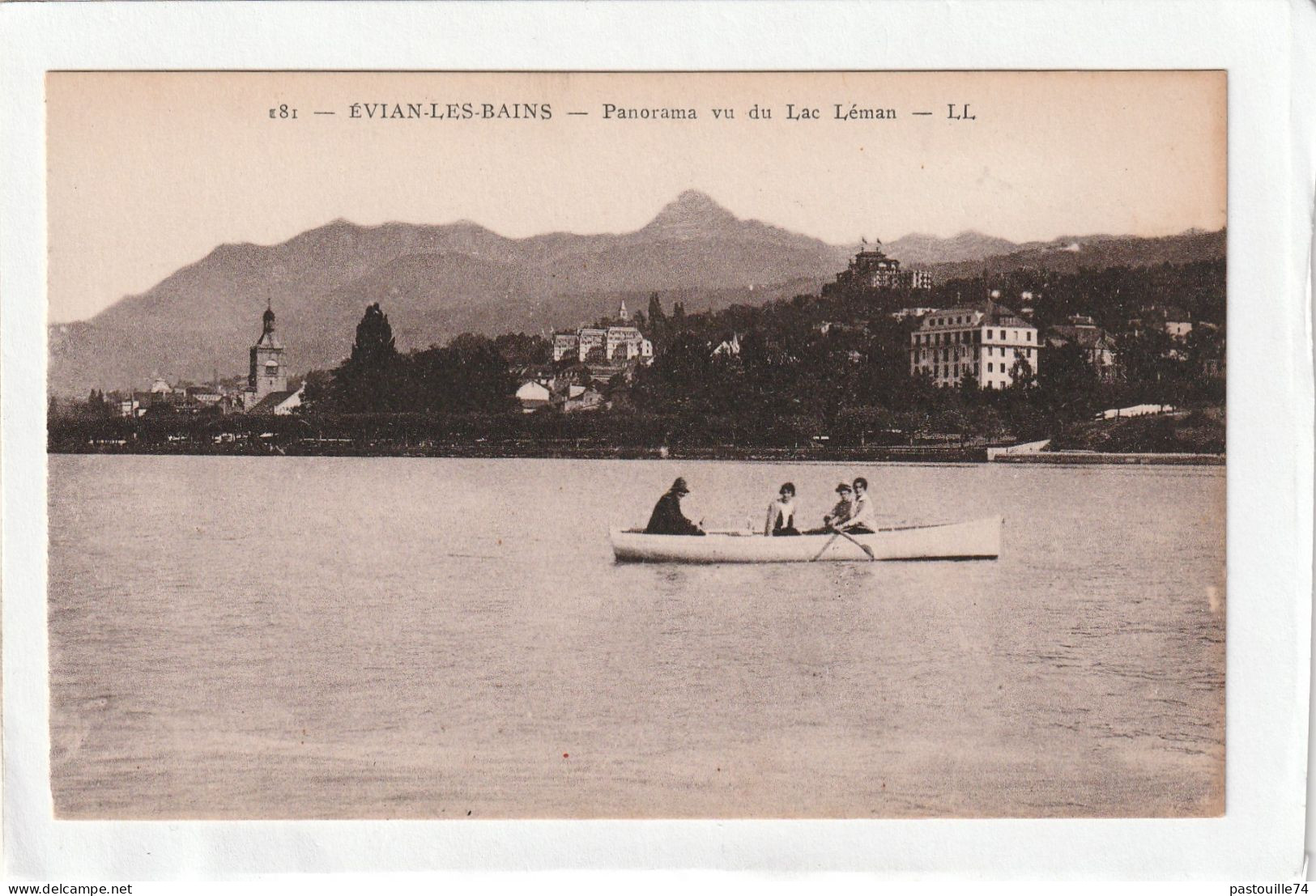 CPA :  14 X 9  -  EVIAN-LES-BAINS  -  Panorama Vu Du Lac Léman - Evian-les-Bains