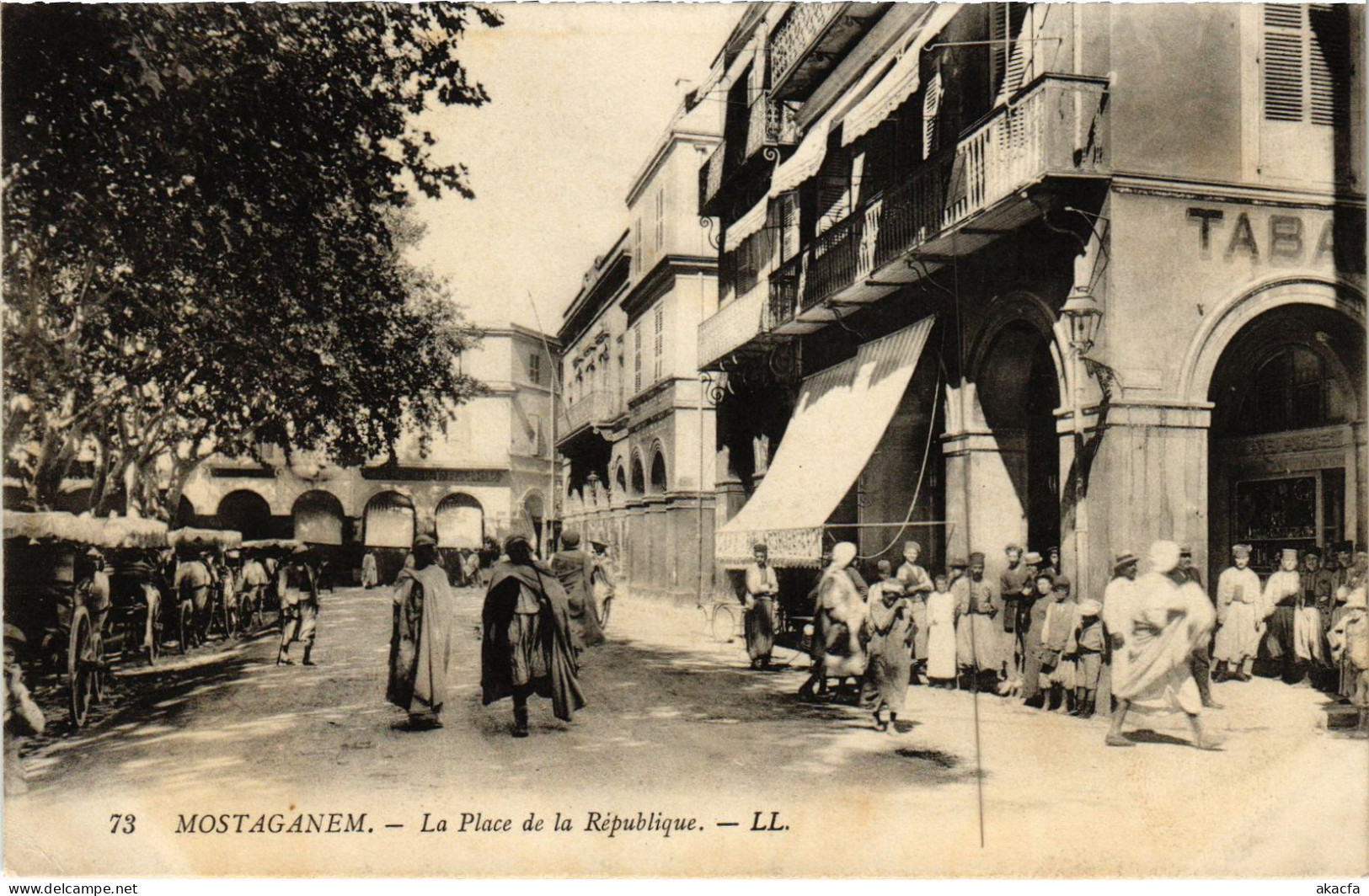 CPA AK MOSTAGANEM Place De La Republique ALGERIA (1388526) - Mostaganem