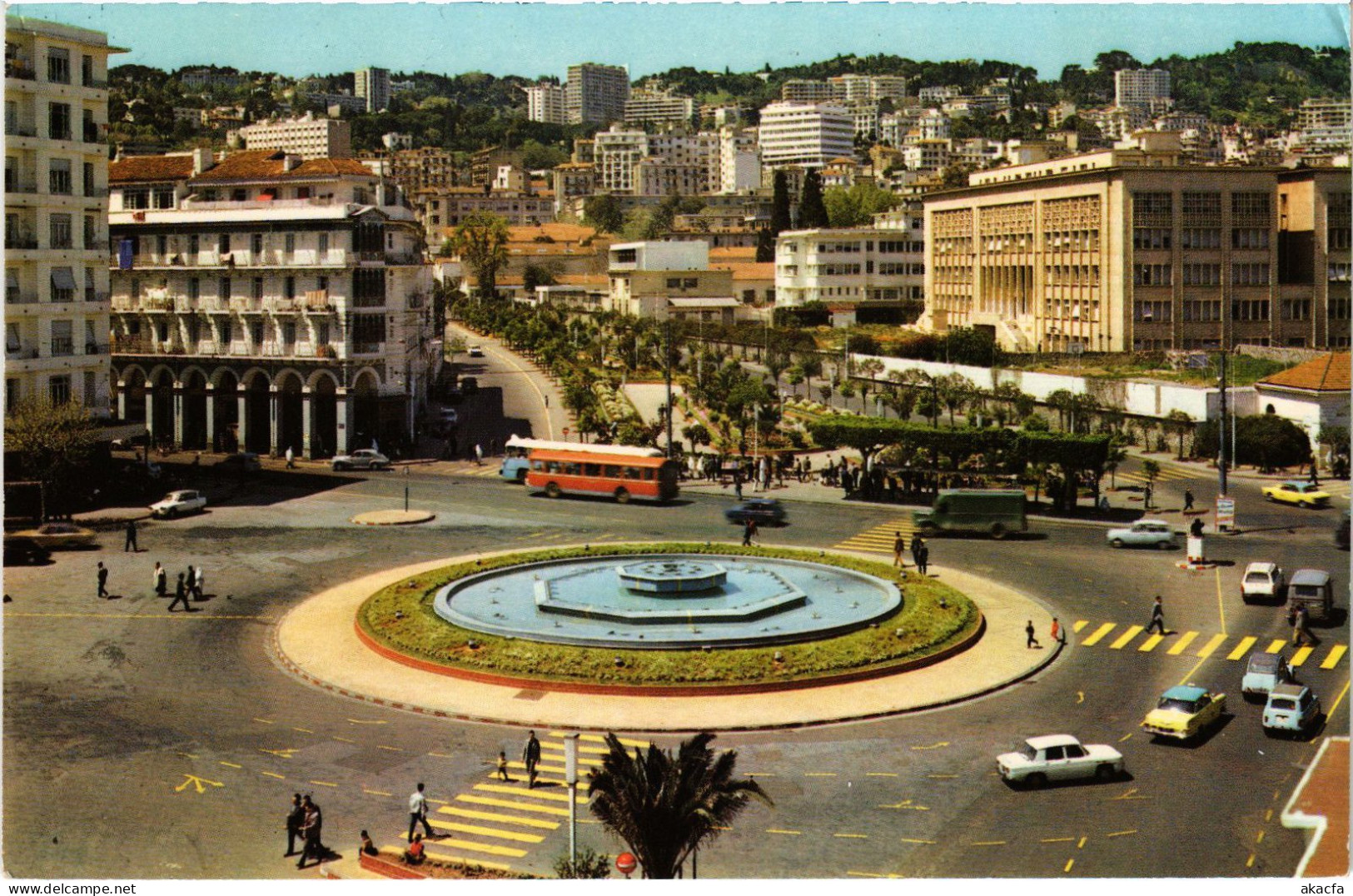 CPA AK ALGER Place Di 1er Mai ALGERIA (1388519) - Algeri