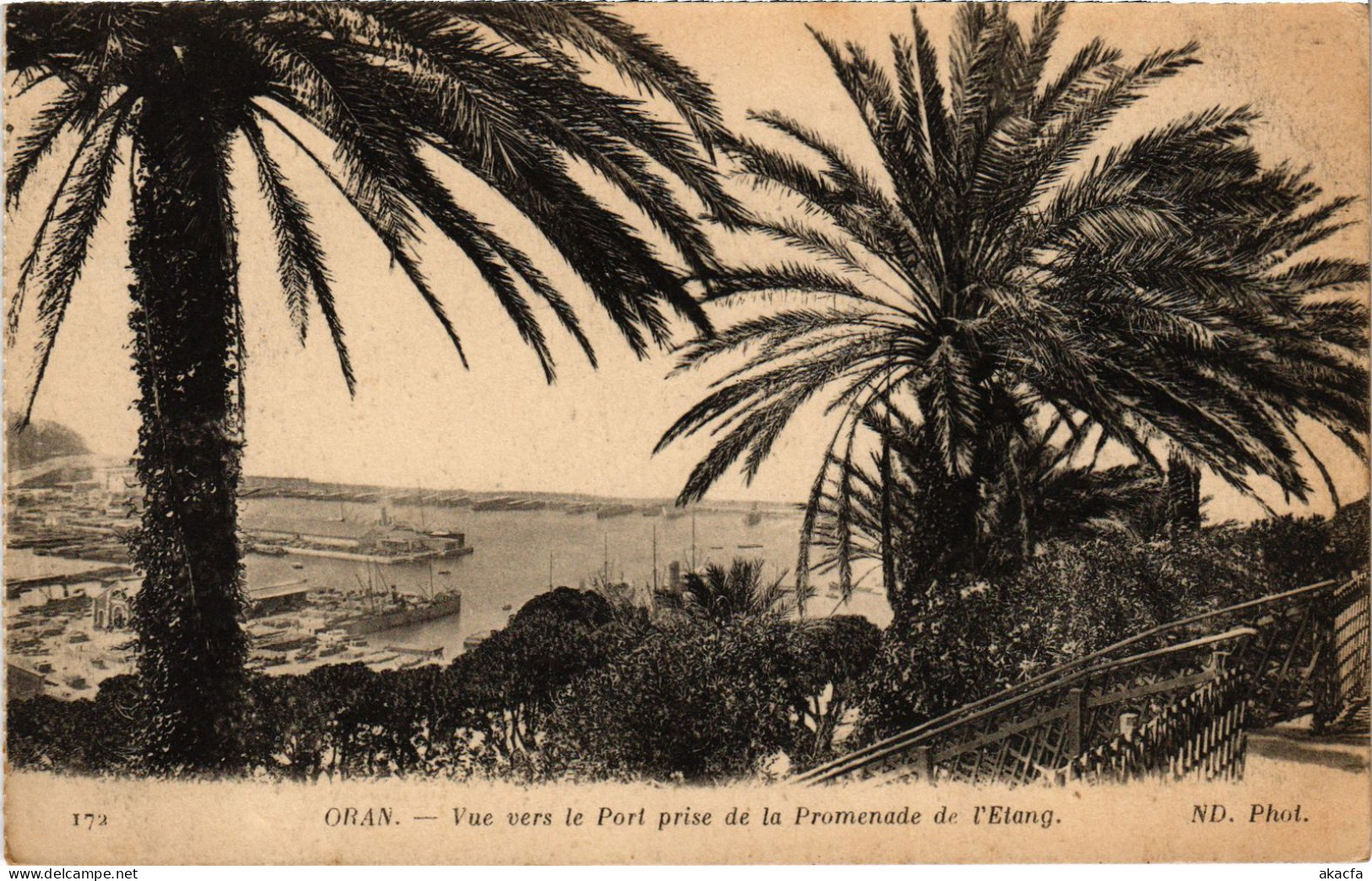 CPA AK ORAN Vue Vers Le Port Prise De La Promenade De L'Etang ALGERIA (1389635) - Oran