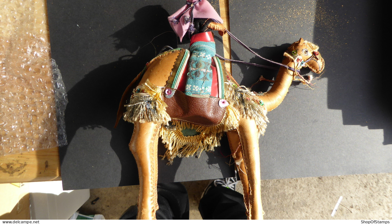 LEATHER MADE VINTAGE CAMEL WITH ABAB RIDER, SEWN OFF ON FACE - Other & Unclassified