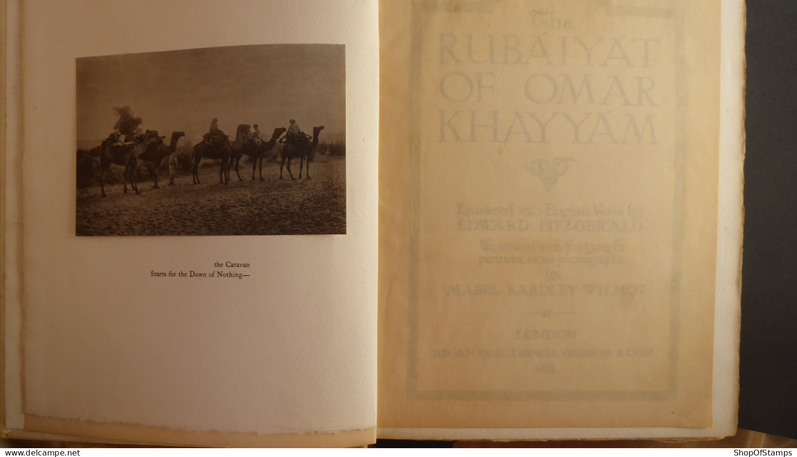 BOOK: RUBAIYAT OF OMAR KHAYYAM WITH PRINTED CUT PHOTOGRAPGH ON ADJACENT PAGE - Andere & Zonder Classificatie