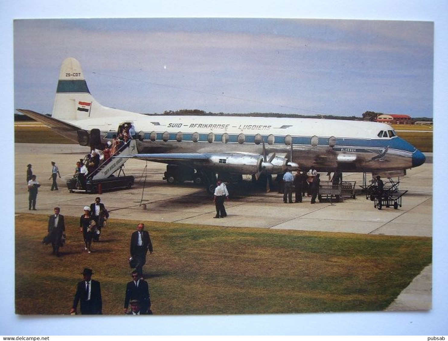 Avion / Airplane / SAA - SOUTH AFRICAN AIRWAYS / Vickers Viscount / Registered As ZS-CDT - 1946-....: Modern Era