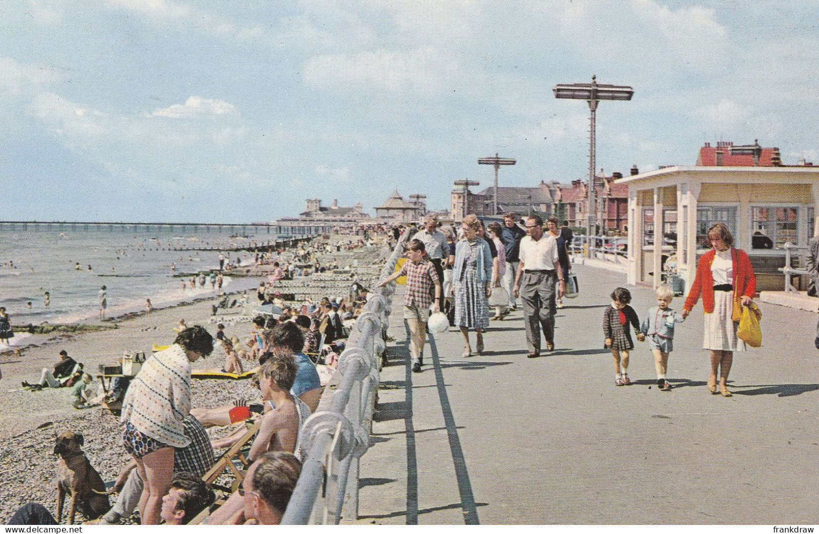 Postcard - Bognor Regis, Beach And Promenade - Card No.pt3477 - Posted 29th July 1965 - Very Good - Non Classés