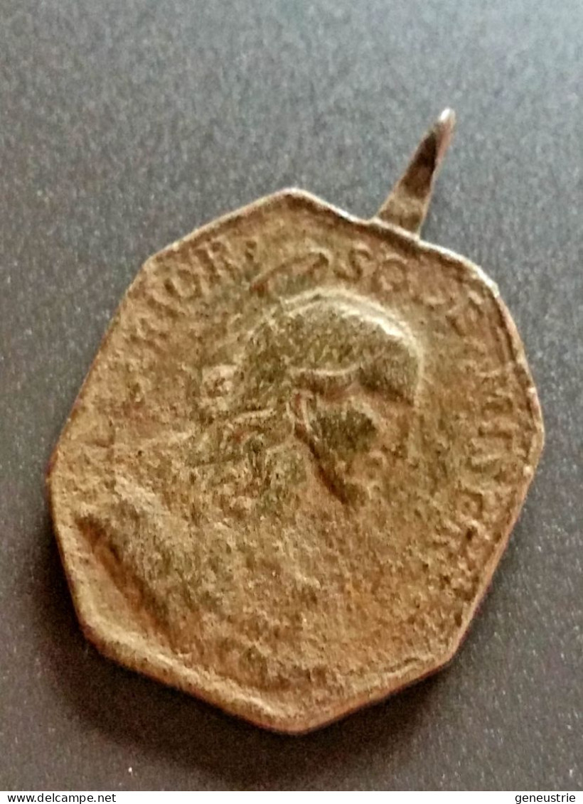 Pendentif Médaille Religieuse XVIIe Bronze "Jésus-Christ / Sainte Marie" - Godsdienst & Esoterisme