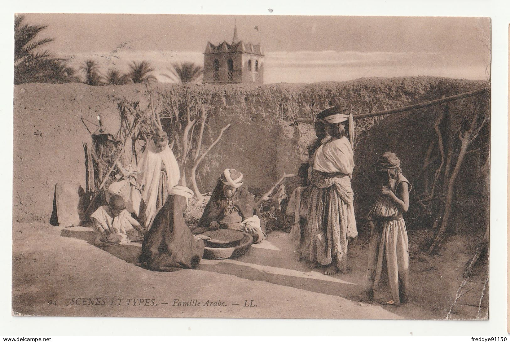 Algérie  . Famille Arabe . Femmes . Enfaints . 1909 - Escenas & Tipos