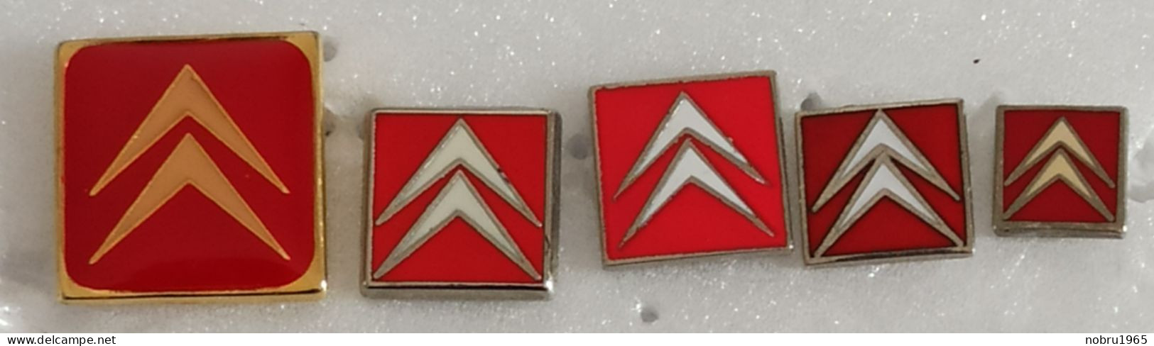 5 Pin's Citroën Logo Différents - Citroën