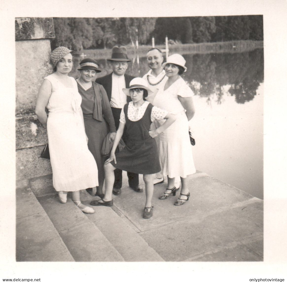 Francia 1935, Villeggianti Sulla Riva Di Un Fiume, Foto, Vintage Photo - Lieux