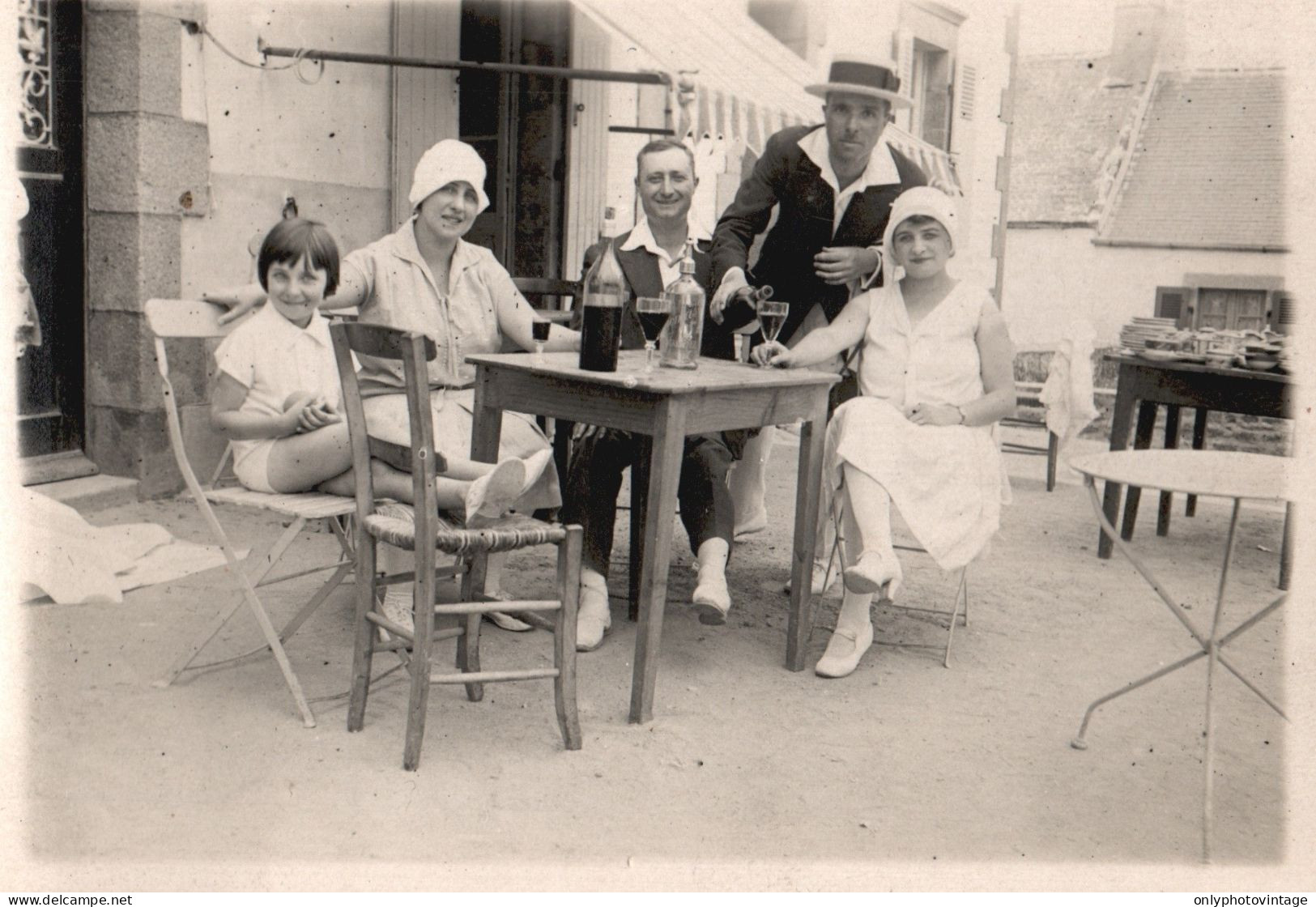 Francia 1929, Aperitivo Al Bar, Moda Donna, Foto Epoca, Vintage Photo - Plaatsen