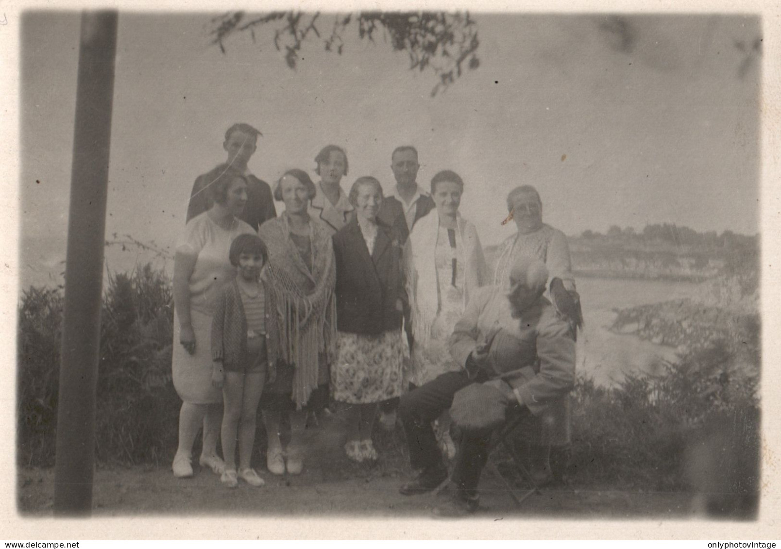 Francia 1929, Tréboul, In Posa Sugli Scogli, Foto Epoca, Vintage Photo - Plaatsen