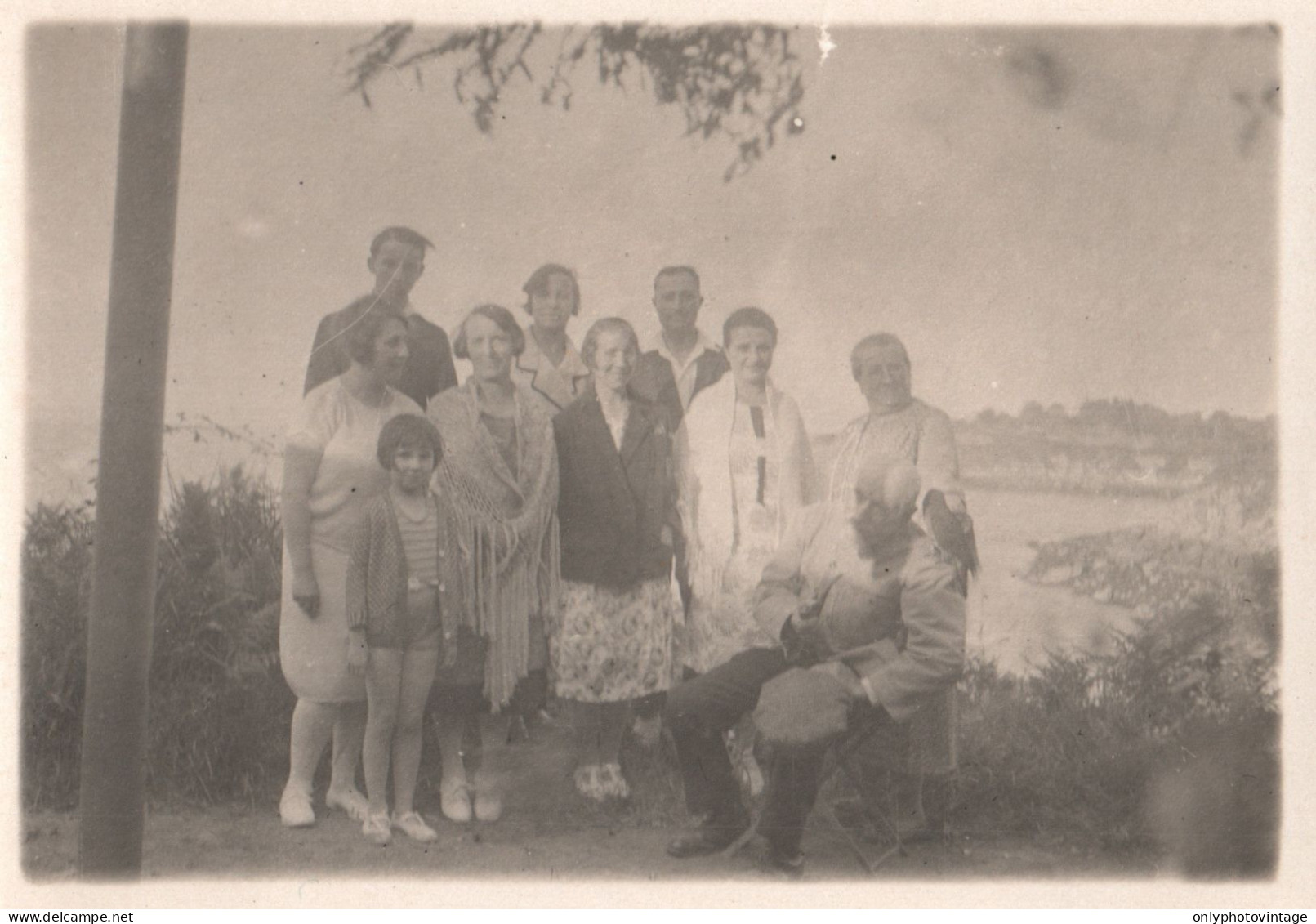 Francia 1929, Tréboul, In Posa Sugli Scogli, Foto Epoca, Vintage Photo - Plaatsen