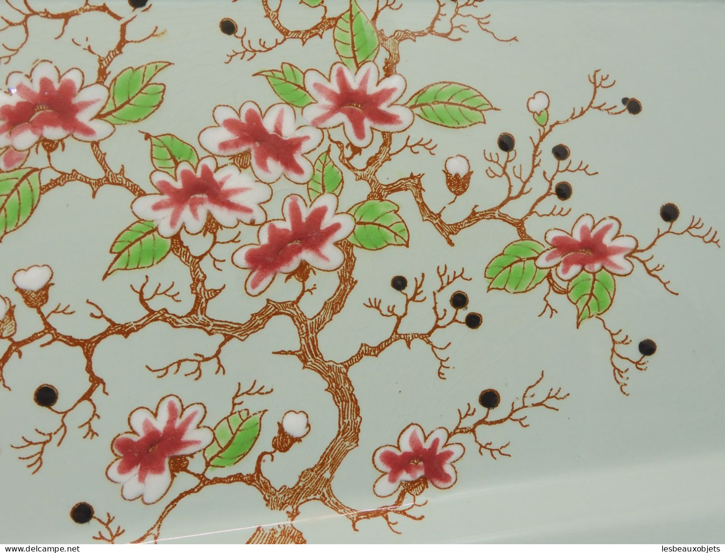 -JOLI PLAT A CAKE GATEAUX Céramique De LONGWY Modèle BANGKOK Collection Table    E - Longwy (FRA)