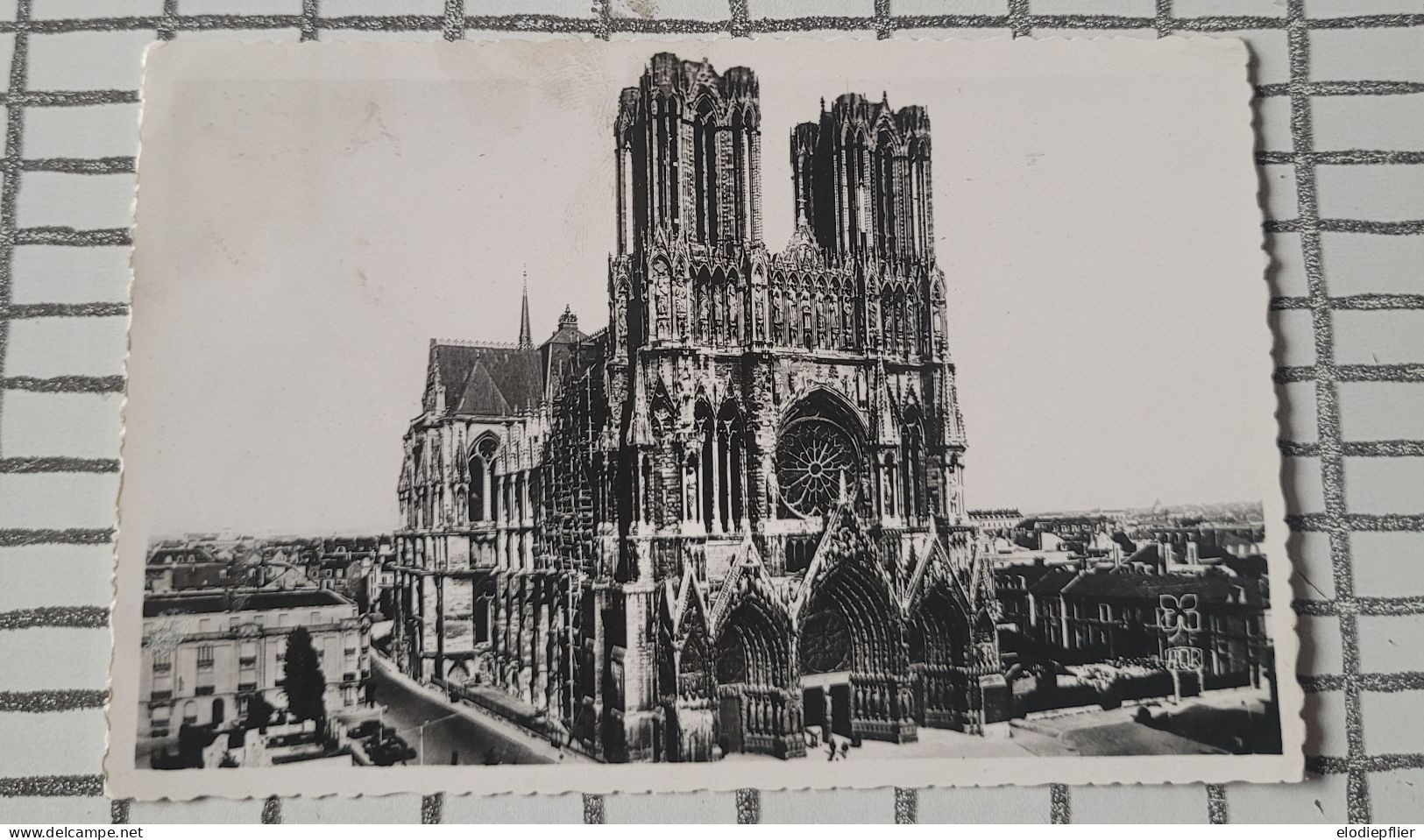 Reims (marne) La Cathédrale - Reims