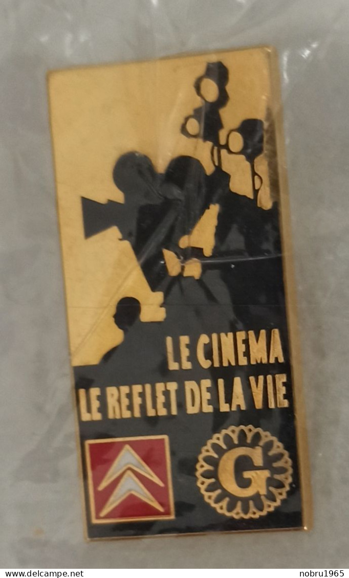 Pin's Citroën Le Cinéma Le Reflet De La Vie. Neuf Dans Son Sachet Scellé. Arthus Bertrand - Citroën