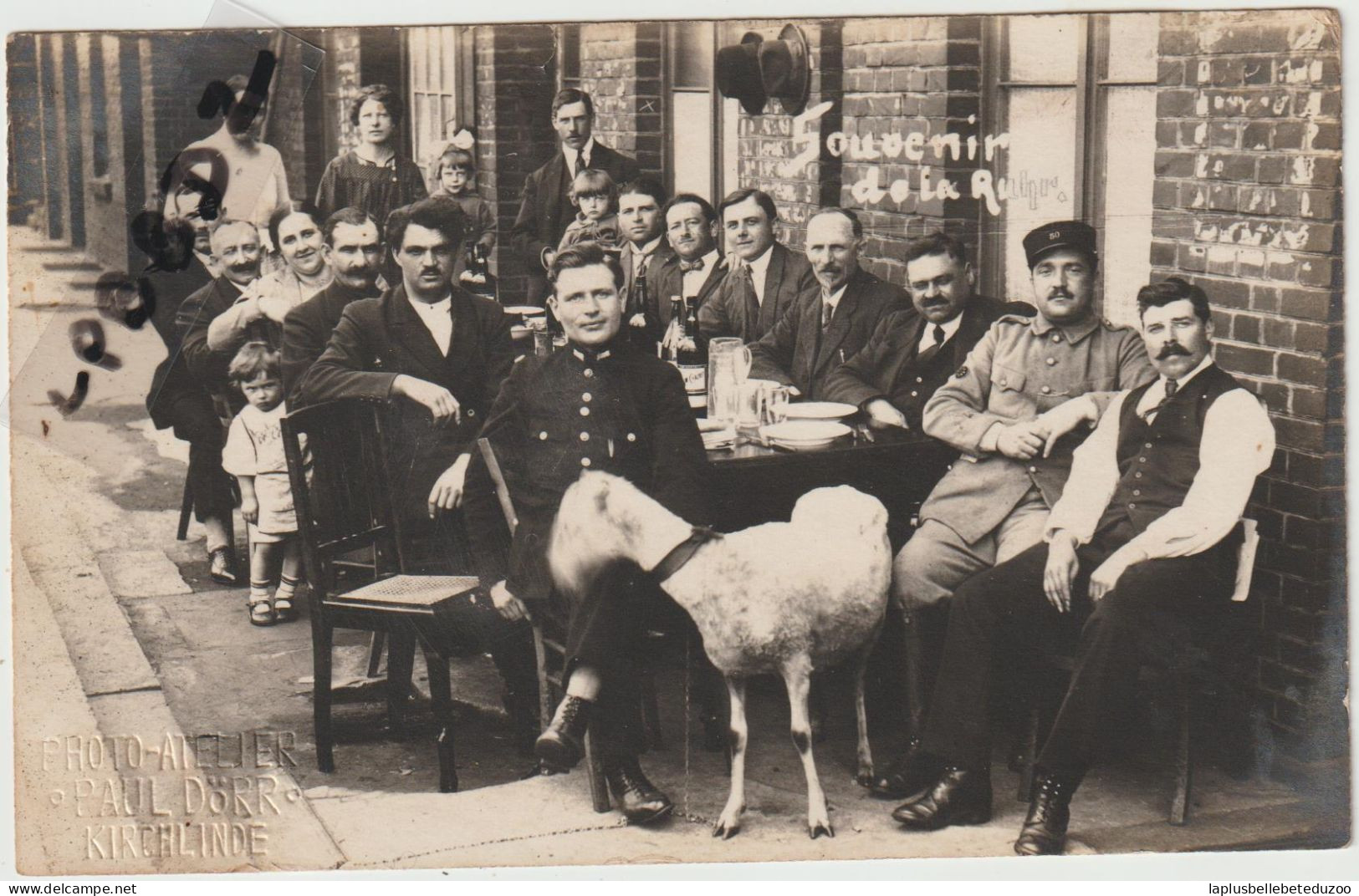 CPA PHOTO - ALLEMAGNE - RHENANIE DU NORD WESTPHALIE - DORTMUND - KIRCHLINDE  - Groupe Personnes  - RESTAURANT - 1924 - Dortmund