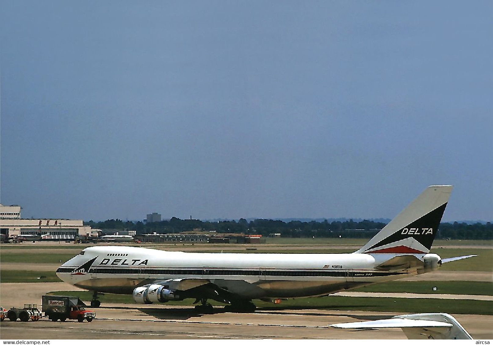 Aviation Postcard-WGA-1495 DELTA AIRLINES Boeing 747 - 1946-....: Moderne