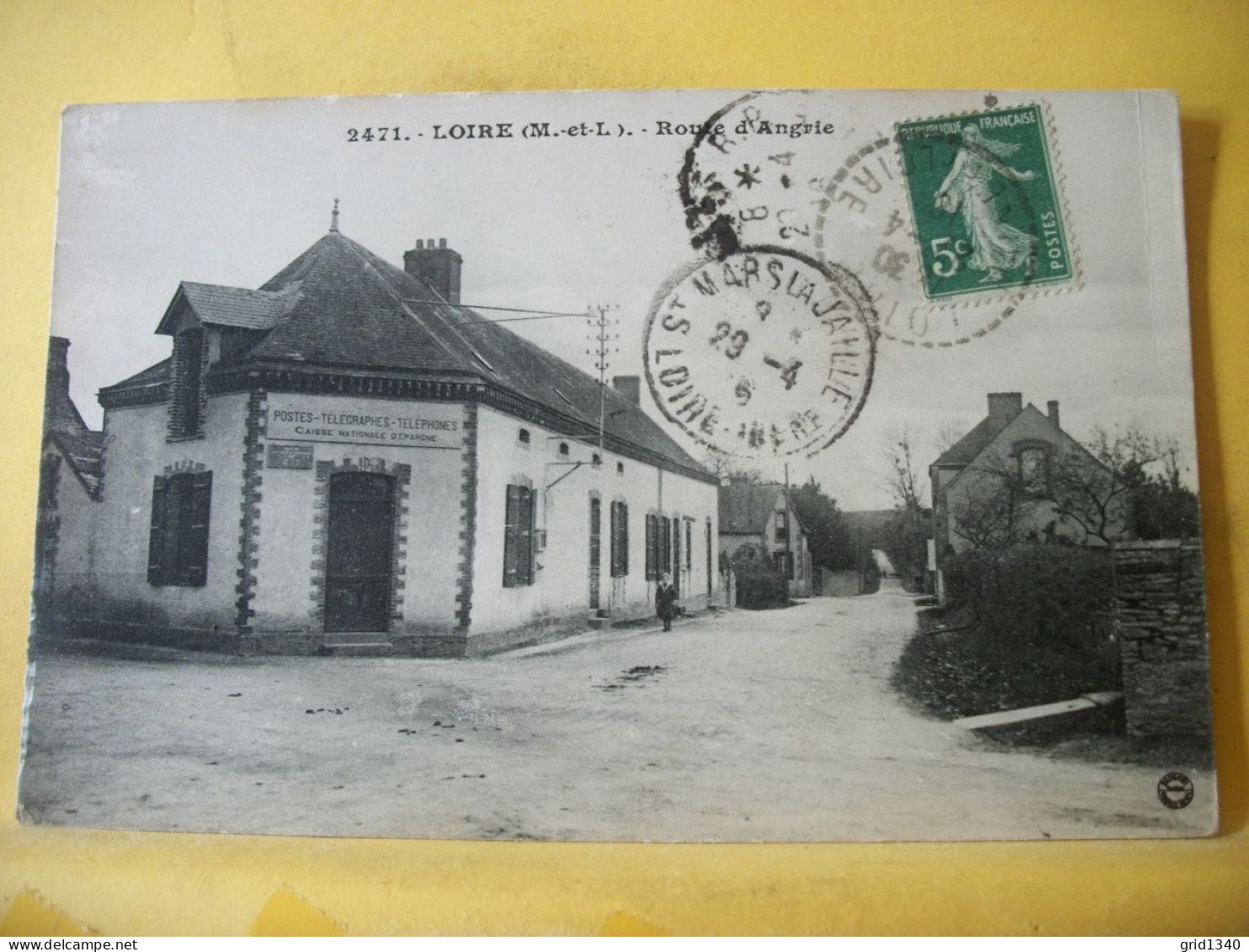 49 5780 CPA 1916 - 49 LOIRE - ROUTE D'ANGRIE - ANIMATION. - Other & Unclassified