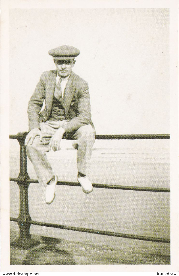 Nostalgia Postcard - At The Seaside, 1920's - VG - Non Classés