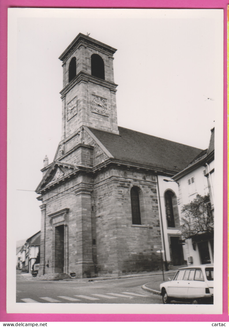 D68 - MASEVAUX - ÉGLISE - Citroën Ami 8 - Carte Photo En Noir Et Blanc  - Masevaux