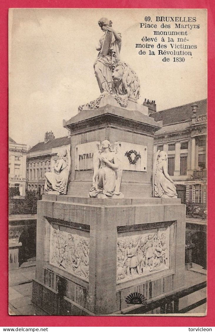 C.P. Bruxelles = Place  Des  Martyrs  : Monument  à La Mémoire Des Victimes De La Révolution De  1830 - Bruxelles-ville