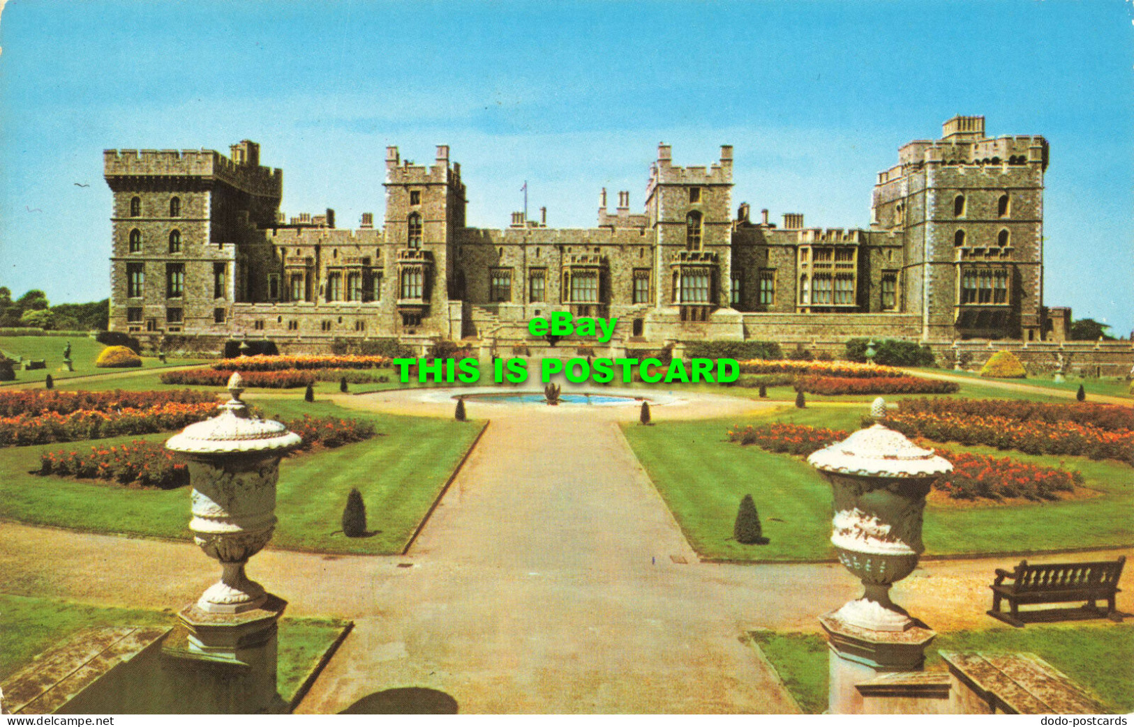 R578684 Windsor Castle. The East Terrace - World