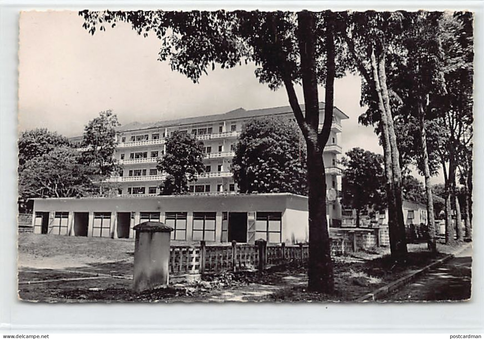 Côte D'Ivoire - ABIDJAN - Ancien Immeuble Des Fonctionnaires - Ed. Saint-Jours 1873 - Elfenbeinküste