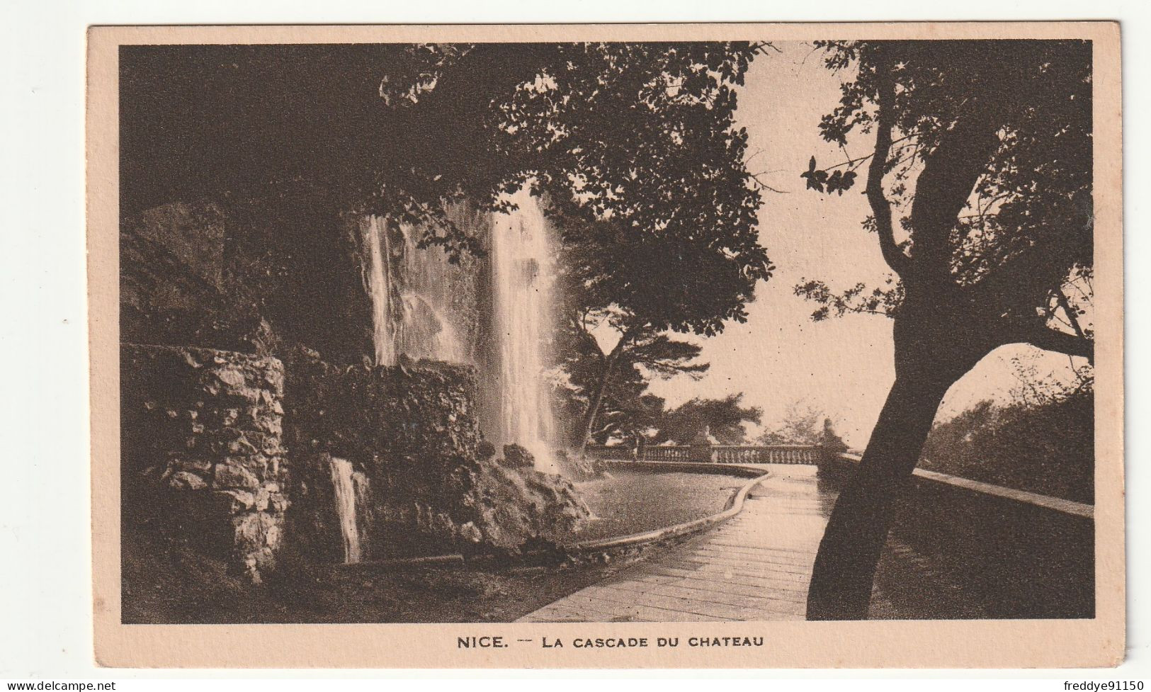 06 . Nice . La Cascade Du Château - Monuments