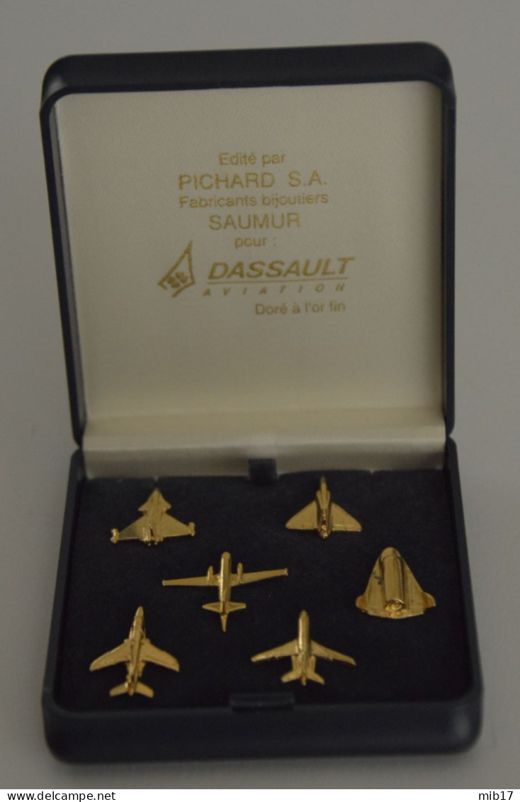 Pin's DASSAULT Aviation- Coffret 6 Pin's Doré à L'or Fin - édité Par PICHARD S.A. Fabricants Bijoutiers à SAUMUR - Espacio