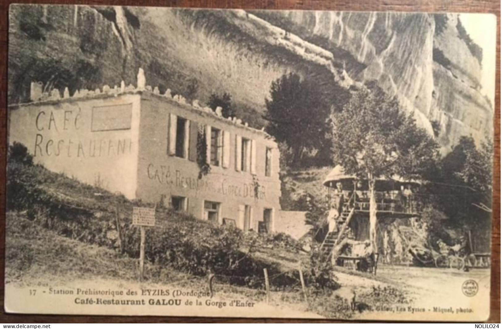 Cpa 24 Dordogne, Station Préhistorique Des Eyzies, Café Restaurant Galou De La Gorge D'Enfer, Coll Galou, Photo Miquel - Les Eyzies