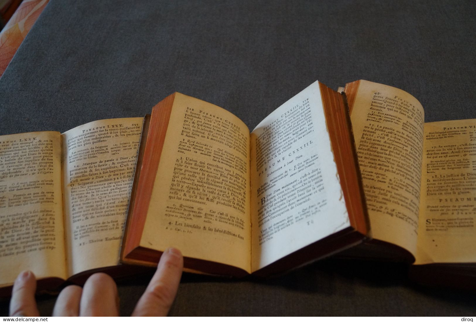 Les Psaumes De David,1700,complet En 3 Tomes,vendu En L'état,550 Pages-564 Pages Et 450 Pages,17,5 Cm./10,5 Cm. - Antes De 18avo Siglo