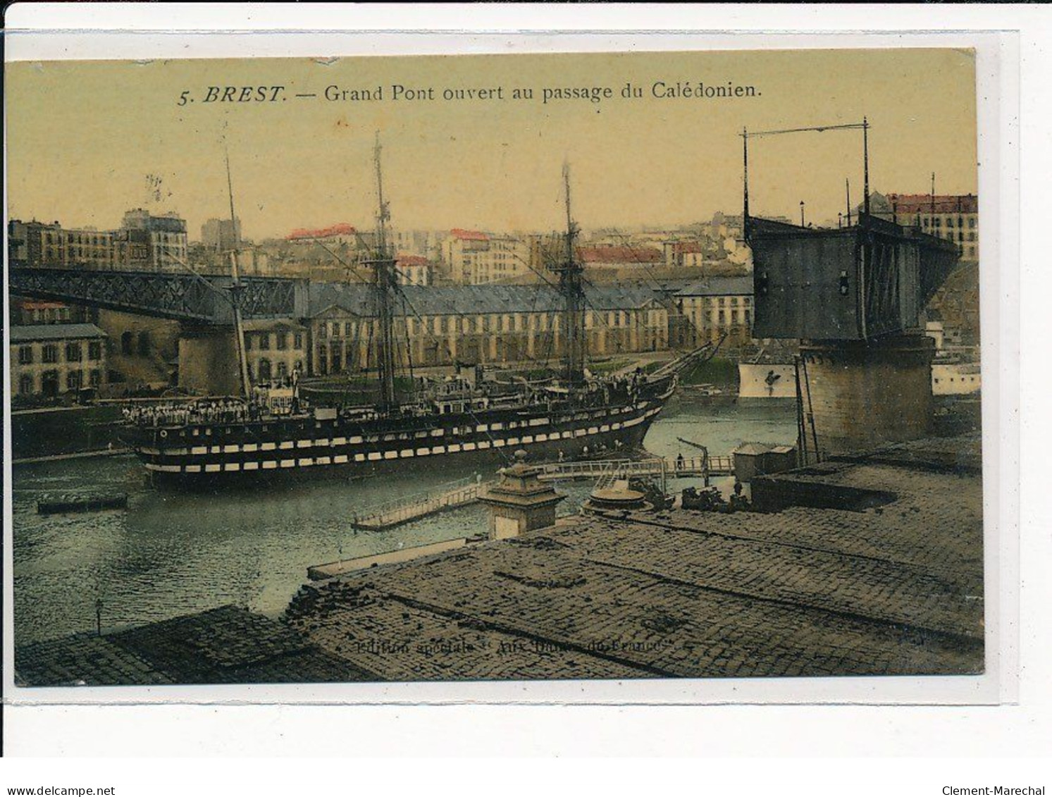 BREST : Grand Pont Ouvert Au Passage Du Calédonien - Très Bon état - Brest