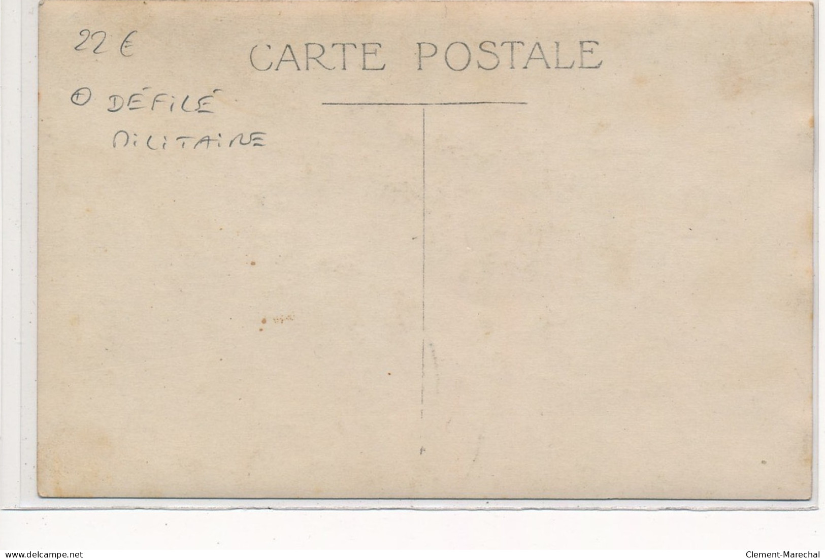 CARTE PHOTO A LOCALISER : Defile Militaire - Tres Bon Etat - Photos