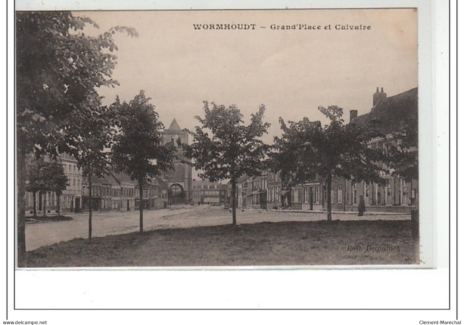 WORMHOUDT - Grand Place Et Calvaire - Très Bon état - Wormhout