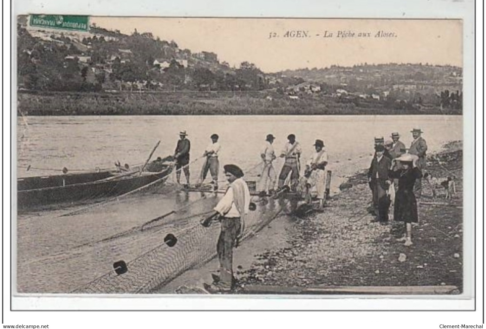 AGEN : La Pêche Aux Aloses (carte Un Peu Plus Petite Que Les Autres) - Très Bon état - Agen