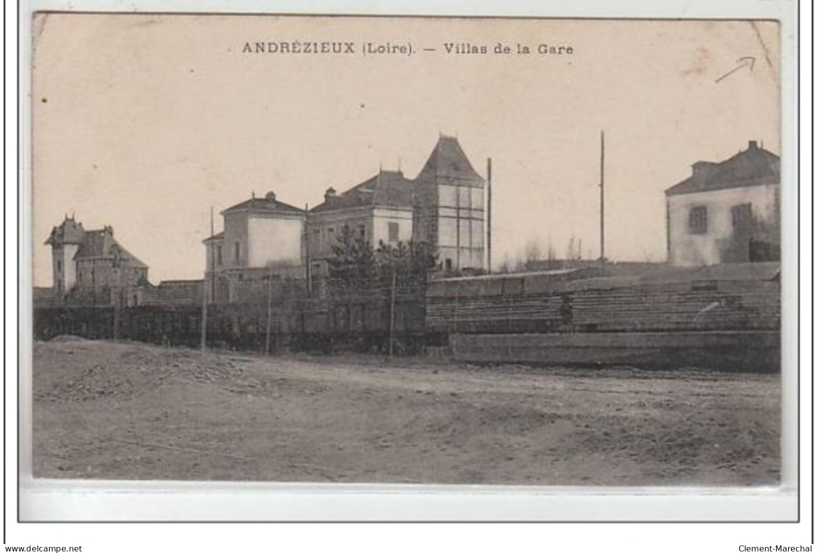 ANDREZIEUX - GARE - état - Andrézieux-Bouthéon